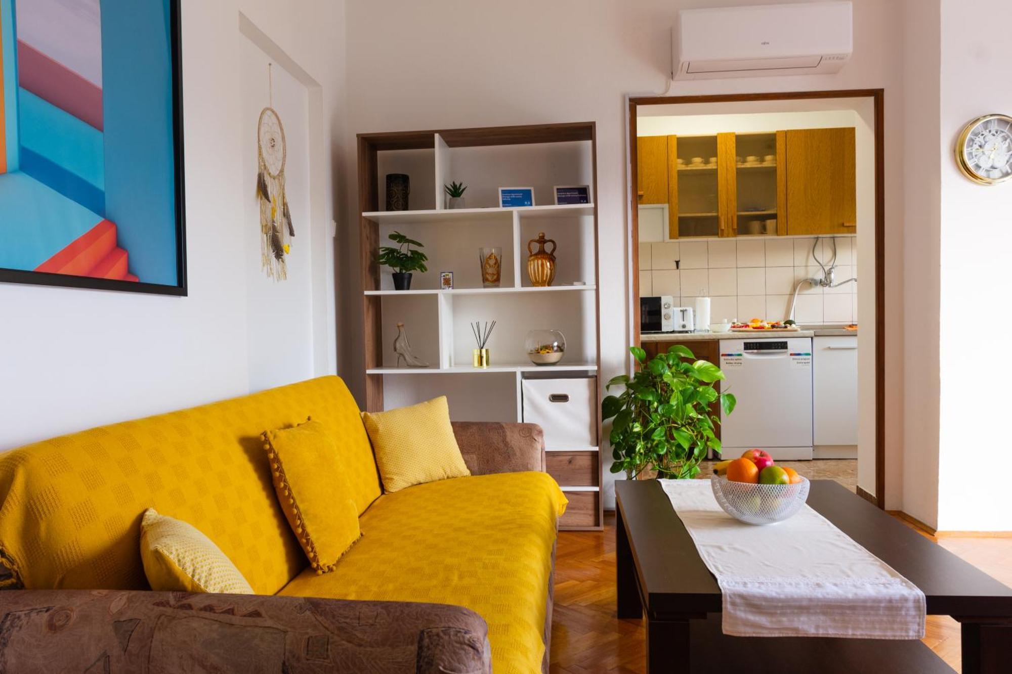 Appartement Sea View Retreat With 170Mbps Wifi And Sunny Balcony à Kastav Extérieur photo